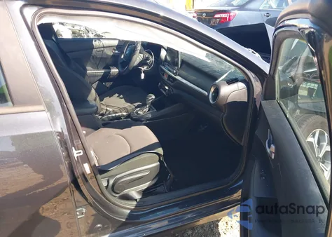 2019 Kia Forte Fe/Lx/Lxs z USA, uszkodzony, nr VIN 3KPF24AD9KE112903